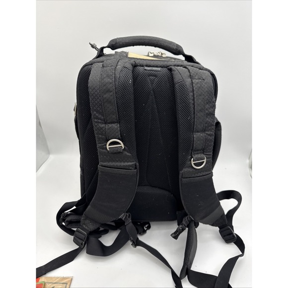 Think Tank Airport Antidote Backpack Black 12\